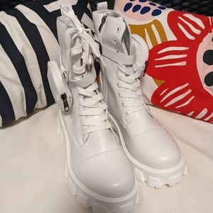 NWT combat boots